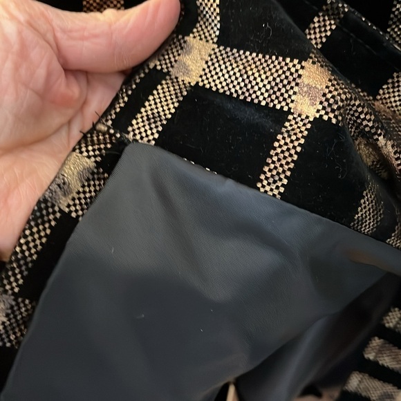 Birch Hill black velvet, metallic coat. Size XL. - Picture 3 of 7